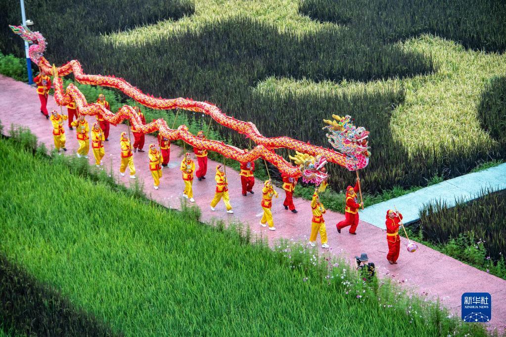 f44d305ea0a2249759a110.jpg f44d305ea0a2249759a110.jpg